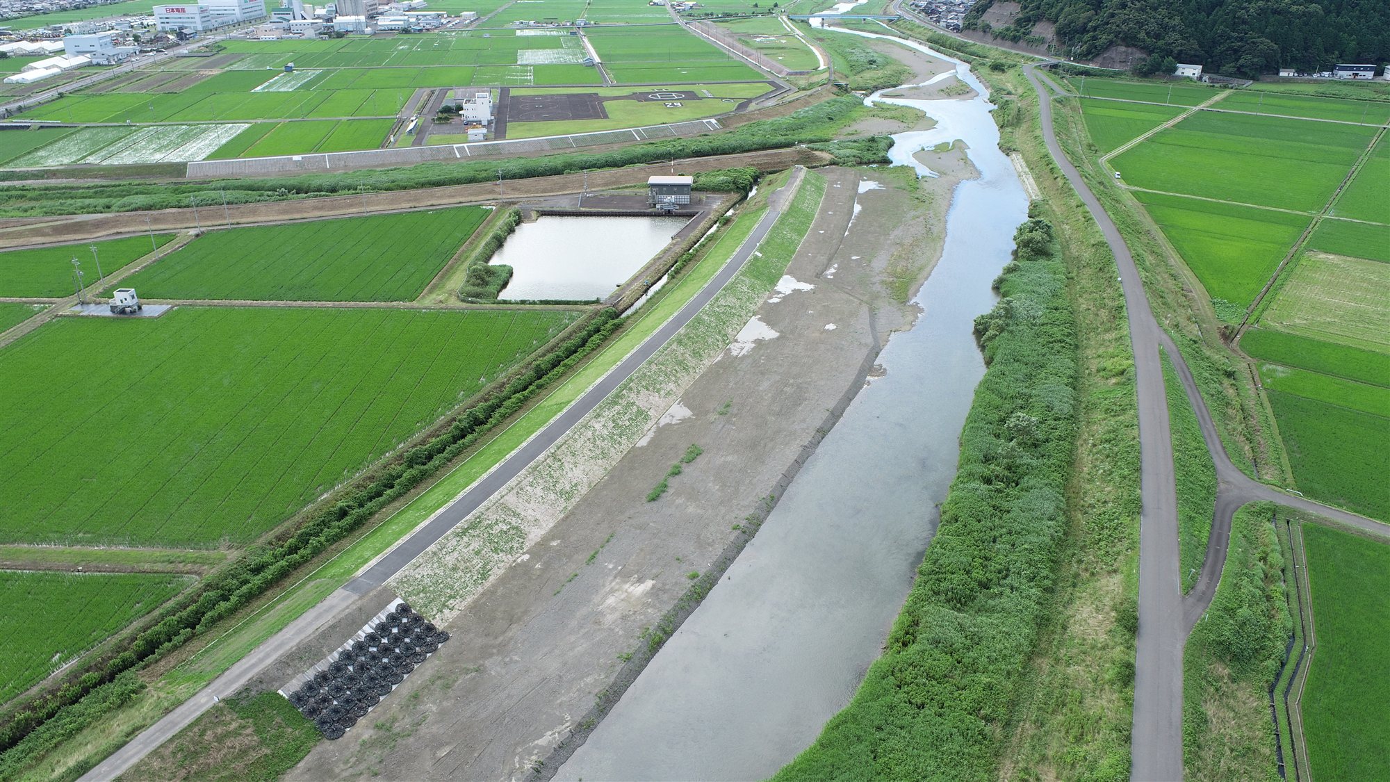 北川国分地区低水護岸他工事