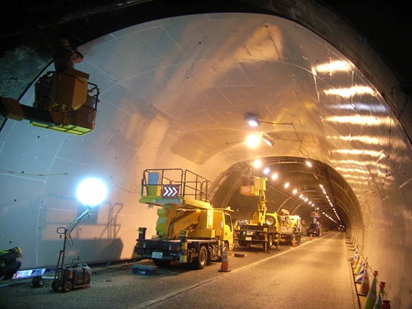 トンネル改修